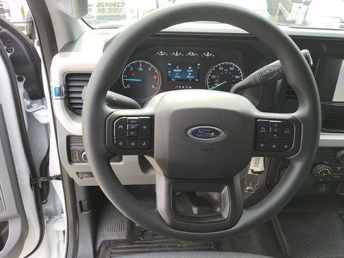 New 2026 Ford F450 XL w/ XL Chrome Package RWD image 9