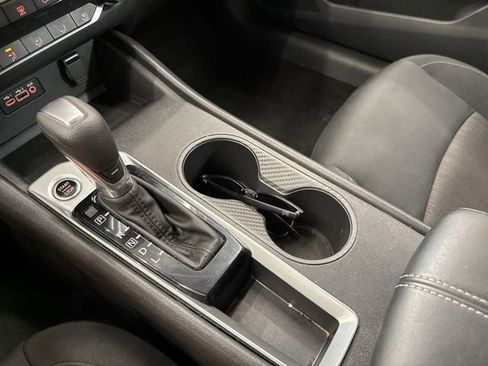 Used 2025 Nissan Altima 2.5 SV FWD image 29