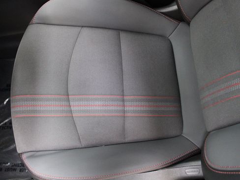 Used 2024 Chevrolet Equinox RS image 16