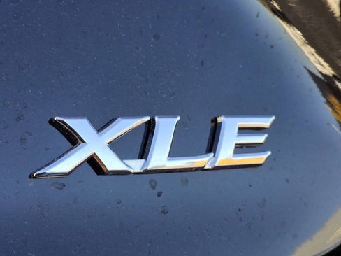 Used 2025 Toyota Camry XLE FWD image 22