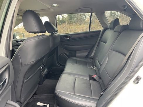 Used 2019 Subaru Outback 2.5i Limited image 18