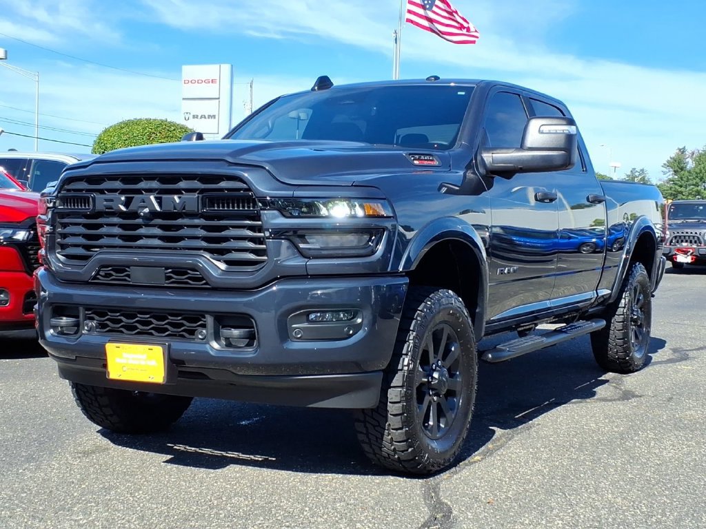 Certified 2025 RAM 2500 Big Horn AWD/4WD image 3