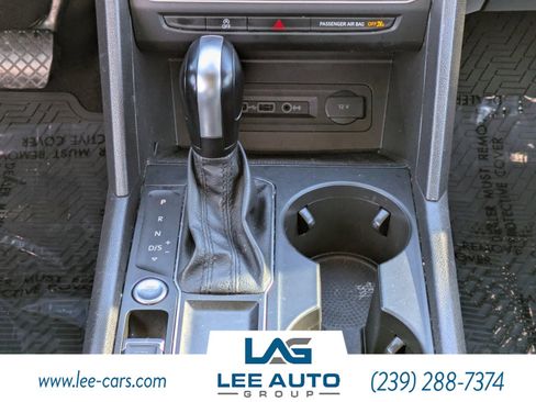 Used 2021 Volkswagen Atlas SE image 17