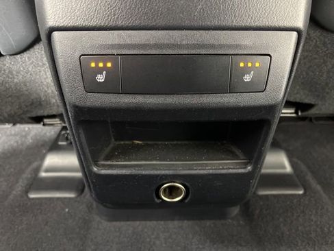 Used 2019 Lexus RX 450hL Luxury image 48