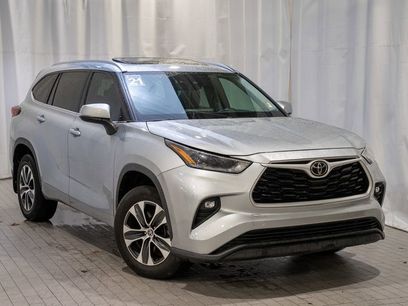 Used 2021 Toyota Highlander XLE