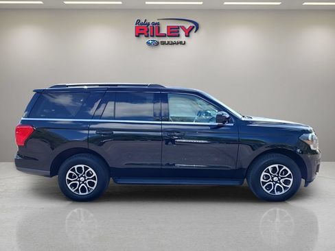 Used 2024 Ford Expedition XLT AWD/4WD image 6