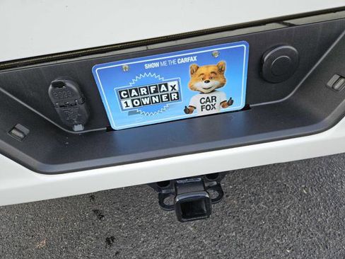 Used 2020 Chevrolet Silverado 1500 Custom w/ Custom Value Package image 5