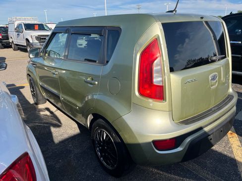 Used 2012 Kia Soul FWD image 9
