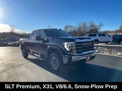 New 2026 GMC Sierra 2500 SLT w/ SLT Premium Package