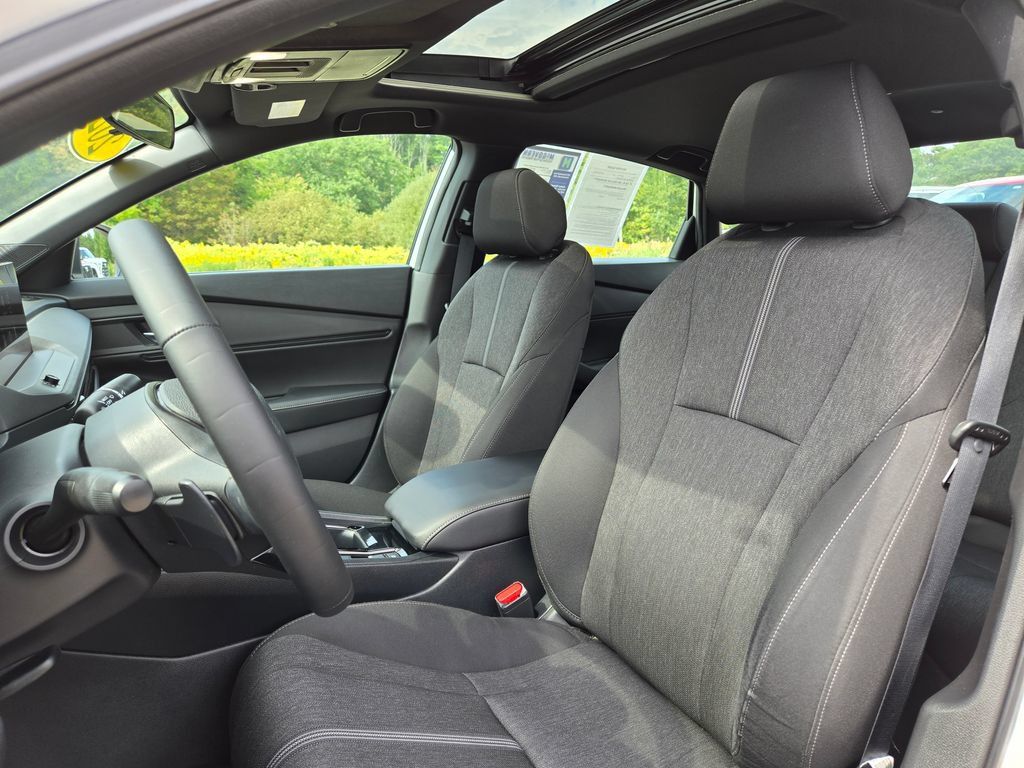 Used 2023 Honda Accord Sport image 12