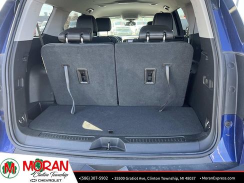 Certified 2023 GMC Acadia SLT w/ Elevation Edition image 13