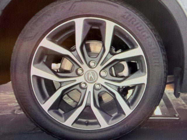 Used 2024 Acura MDX w/ Technology Package FWD image 8