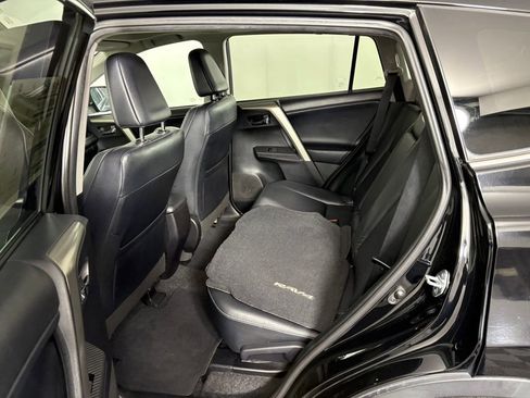 Used 2015 Toyota RAV4 Limited image 28