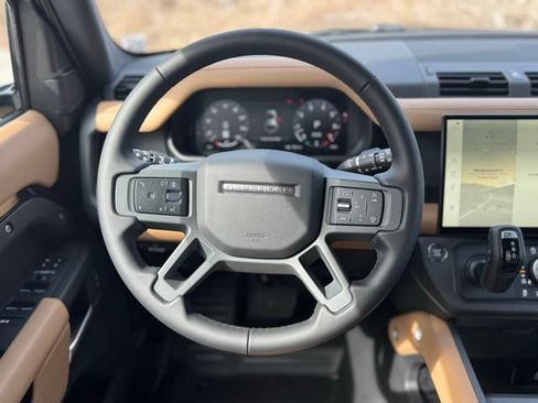 New 2026 Land Rover Defender 110 X-Dynamic SE AWD/4WD image 22