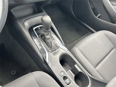 Used 2023 Toyota Corolla LE image 21