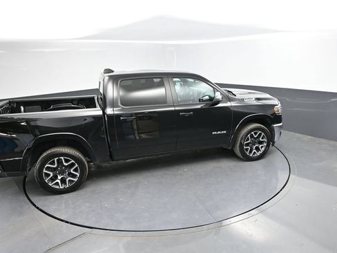 Used 2025 RAM 1500 Laramie AWD/4WD image 34