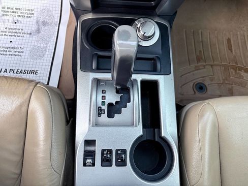 Used 2013 Toyota 4Runner Limited image 17