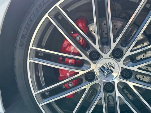 Used 2025 Porsche 718 Boxster S image 37