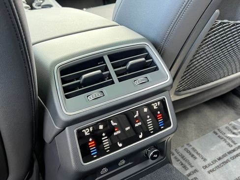 Used 2022 Audi A7 3.0T Premium Plus image 16