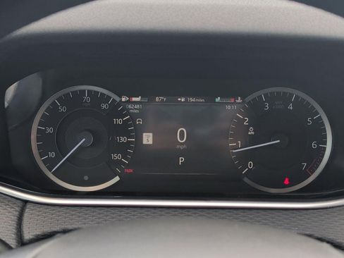 Used 2023 Land Rover Range Rover Evoque S AWD/4WD image 16