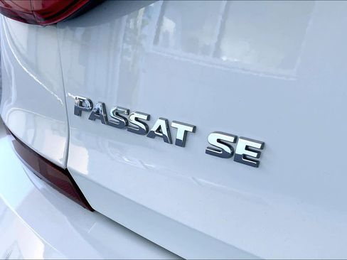 Used 2016 Volkswagen Passat 1.8T SE image 30