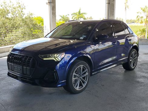 Used 2022 Audi Q3 2.0T Premium Plus w/ Premium Plus Package AWD/4WD image 4