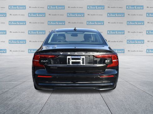 Used 2024 Volvo S60 B5 Plus image 8