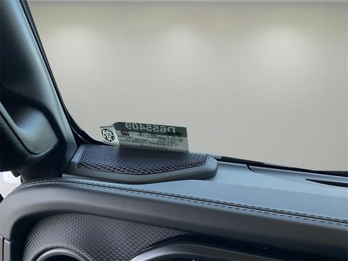 New 2025 Jeep Wrangler Rubicon image 43