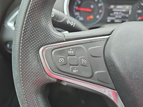 Used 2020 Chevrolet Malibu LT FWD image 12