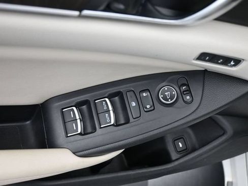 Used 2019 Honda Accord EX-L image 10