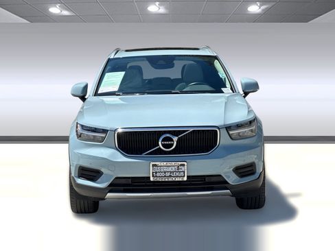 Used 2019 Volvo XC40 T5 Momentum AWD/4WD image 6