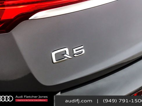 Used 2025 Audi Q5 e Premium Plus w/ Premium Plus Package image 9