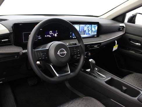 New 2026 Nissan Kicks SV image 14