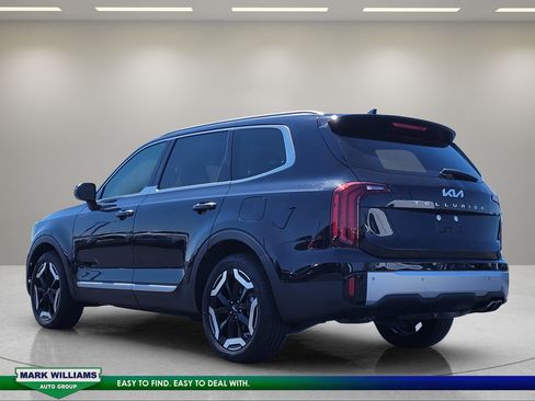 Used 2025 Kia Telluride S AWD/4WD image 6