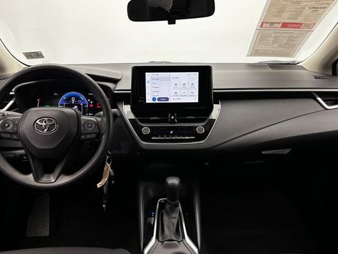 Used 2026 Toyota Corolla LE AWD/4WD image 27