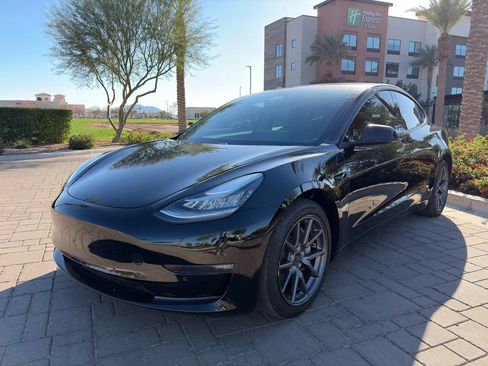 Used 2018 Tesla Model 3 Long Range image 6