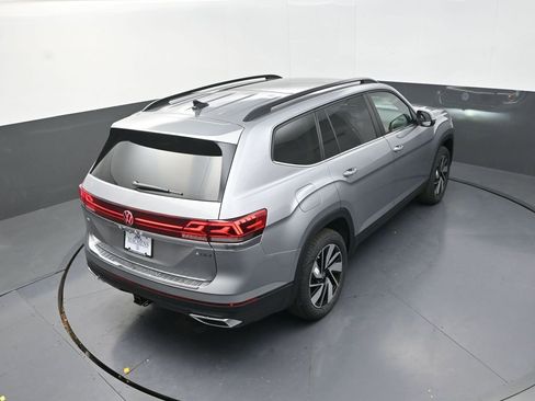 New 2026 Volkswagen Atlas SE image 17