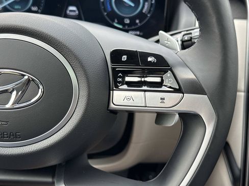 Certified 2024 Hyundai Tucson Limited AWD/4WD image 9