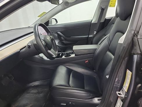 Used 2018 Tesla Model 3 Long Range image 5