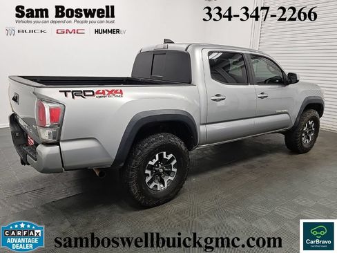 Used 2021 Toyota Tacoma TRD Off-Road w/ Technology Package AWD/4WD image 8