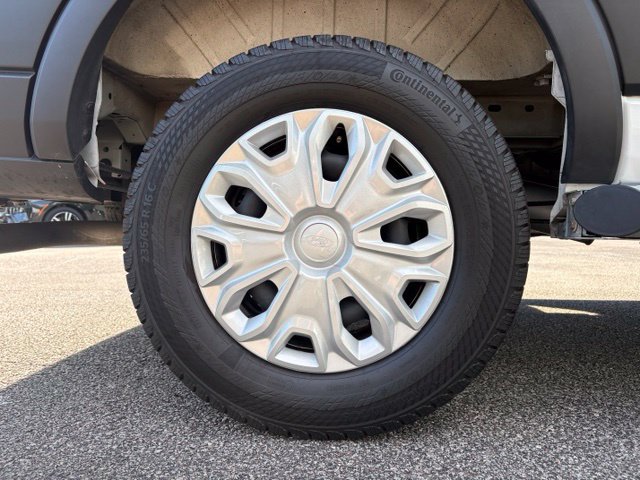 Used 2025 Ford Transit 250 Low Roof w/ Exterior Upgrade Package RWD image 20