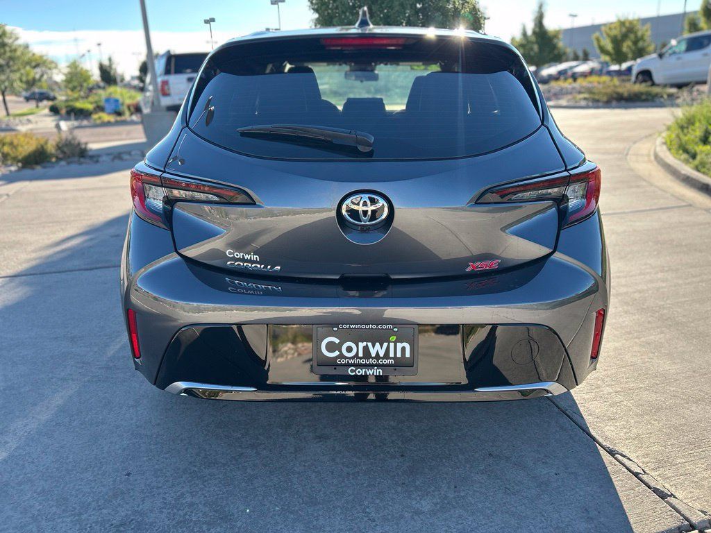Used 2027 Toyota Corolla XSE FWD image 7