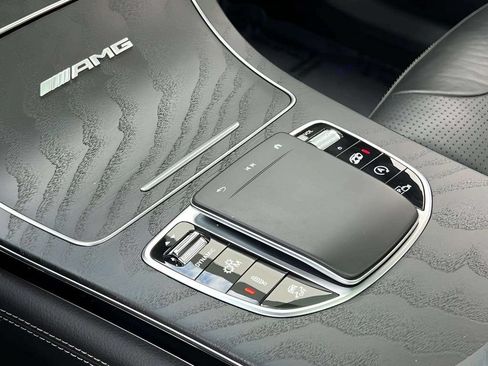 Used 2020 Mercedes-Benz GLC 63 AMG 4MATIC image 21