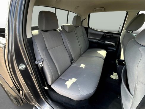 Used 2019 Toyota Tacoma SR5 image 25