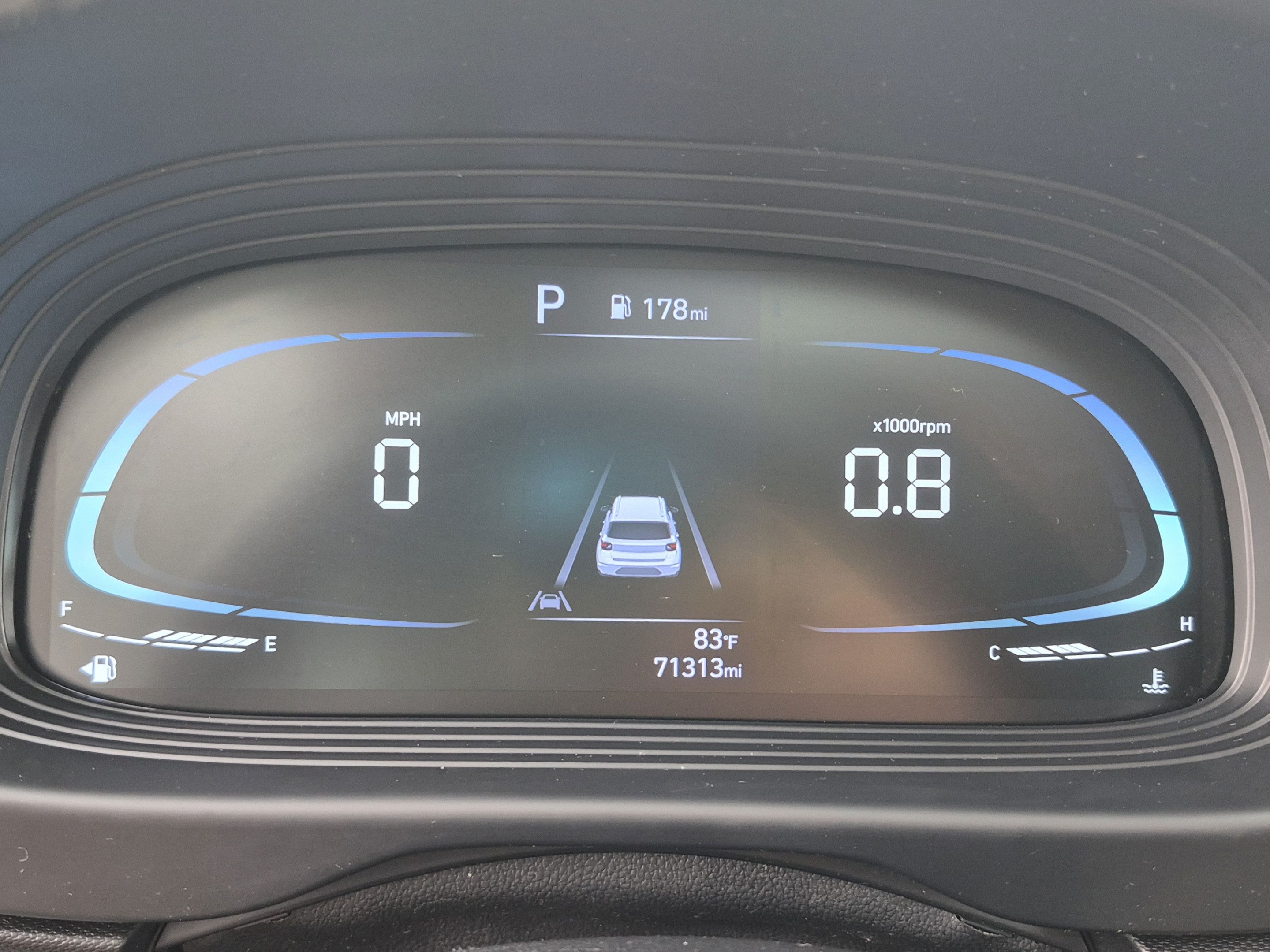 Used 2023 Hyundai Venue SEL w/ Cargo Package FWD image 31