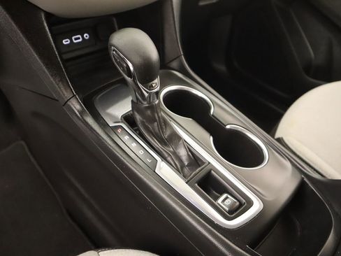 Used 2024 Chevrolet Equinox LS w/ LS Convenience Package image 7