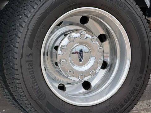 Used 2020 Ford F450 Platinum w/ FX4 Off-Road Package image 15