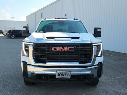 Used 2025 GMC Sierra 2500 Pro w/ Convenience Package