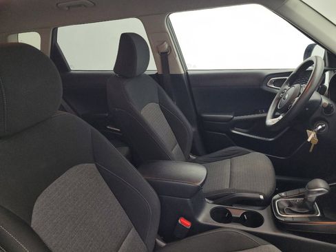 Used 2020 Kia Soul S image 21