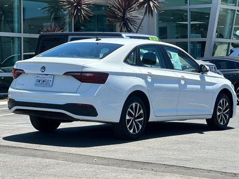 Used 2024 Volkswagen Jetta S FWD image 4